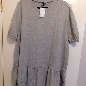 NWT, Oversize Grey dress. 🔥Add-on for $10🔥